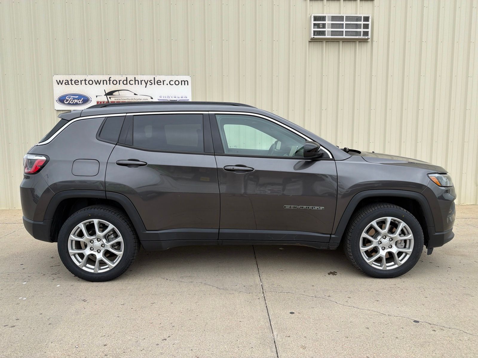 2023 Jeep Compass
