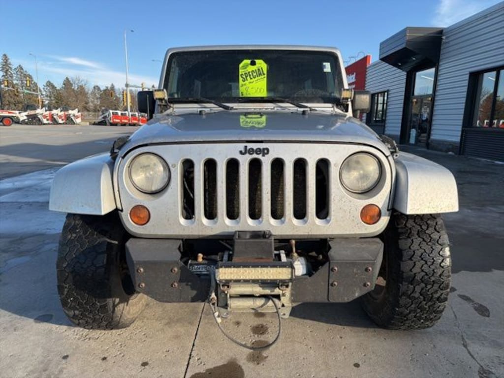 Used 2010 Jeep Wrangler Unlimited Sahara SUV