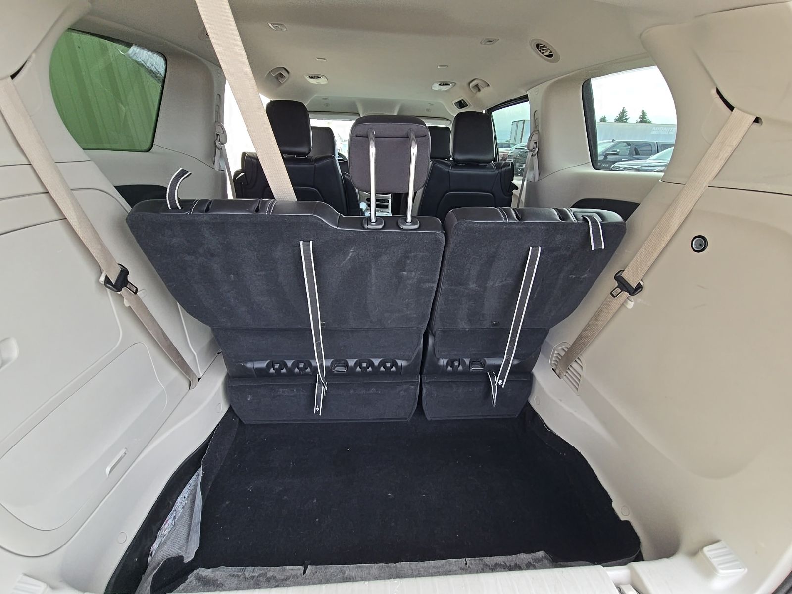 2024 Chrysler Pacifica PHEV Select - Photo 13