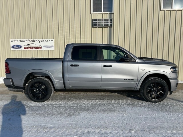 2026 RAM Ram 1500 Pickup Laramie's photo