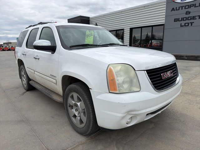 Used 2011 GMC Yukon SLE with VIN 1GKS2AE06BR358921 for sale in Watertown, SD
