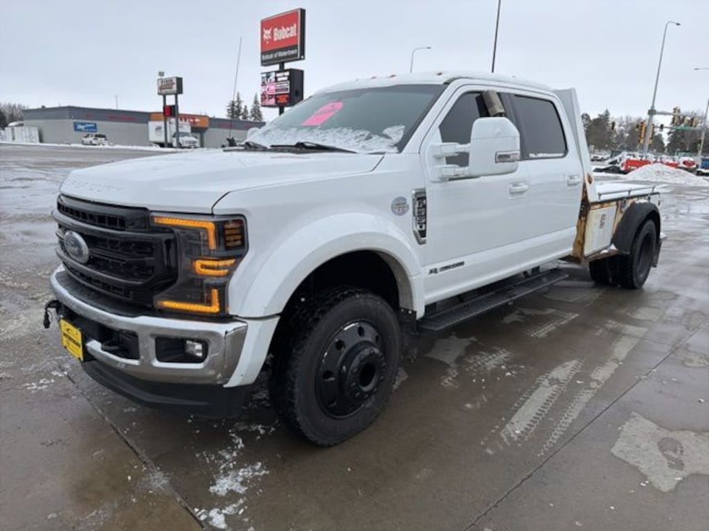 Used 2017 Ford F-550SD Lariat Chassis