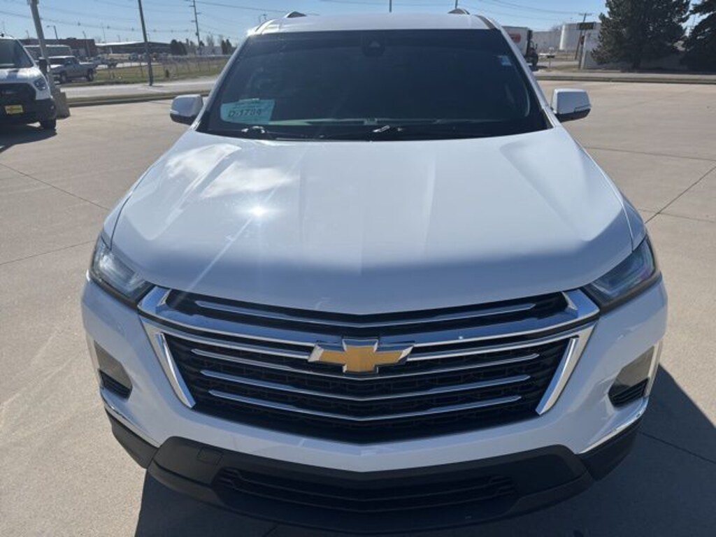 Used 2023 Chevrolet Traverse LT Leather SUV