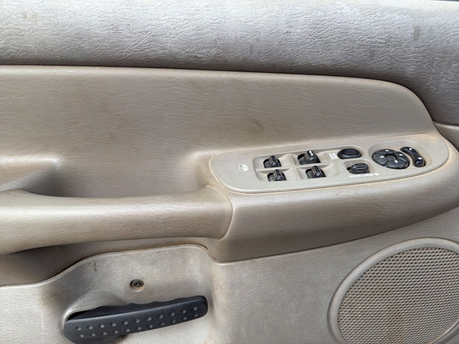 2005 Dodge Ram 3500 Pickup SLT - Photo 9
