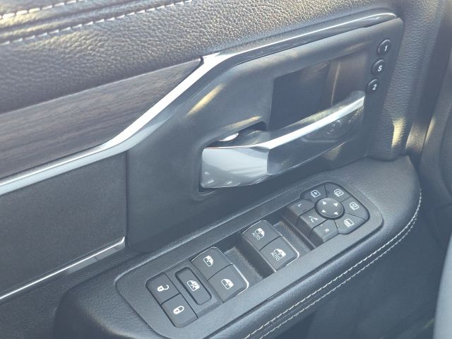 2026 RAM 3500 Laramie - Photo 16