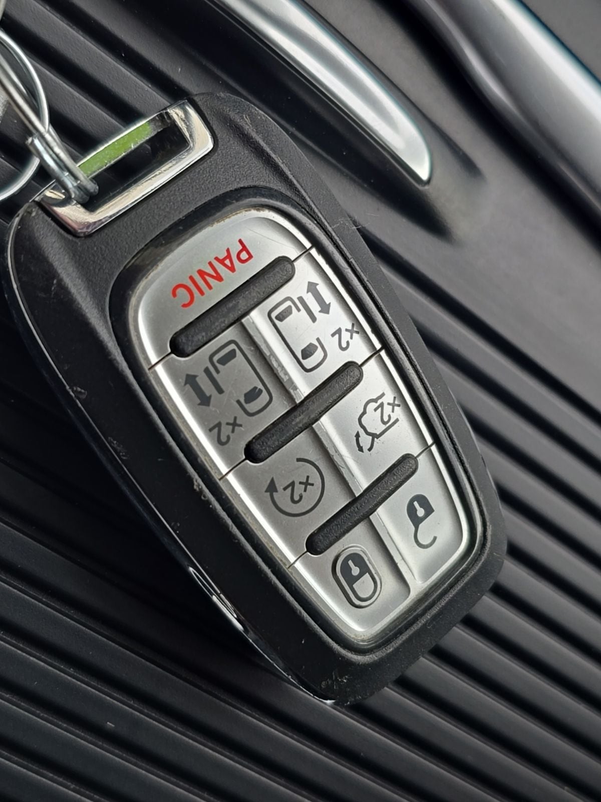 2024 Chrysler Pacifica PHEV Select - Photo 29