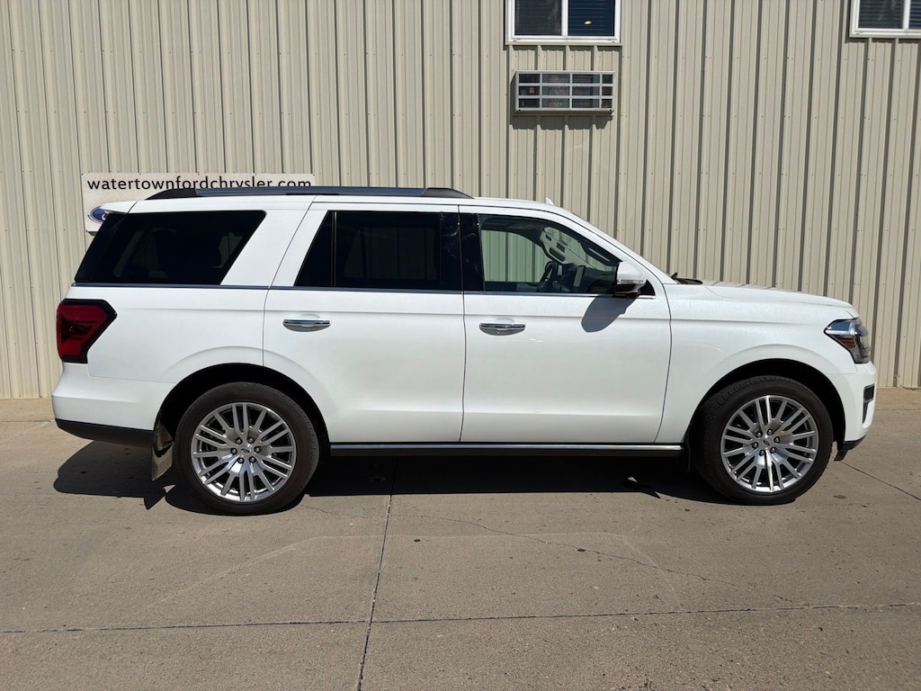 Used 2024 Ford Expedition Limited SUV