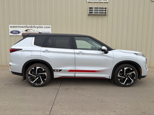 2023 Mitsubishi Outlander Plug-in Hybrid RALLIART S-AWC's photo