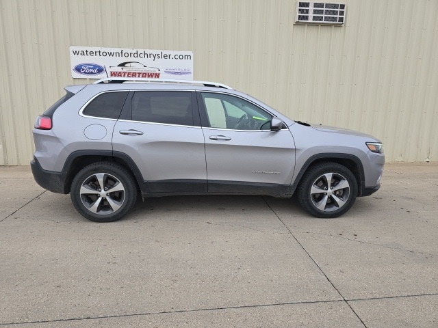 2019 Jeep Cherokee Limited's photo