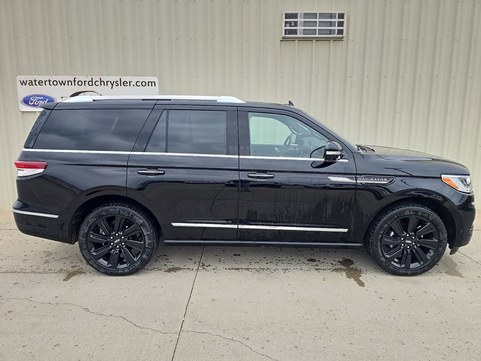 2024 Lincoln Navigator Reserve 4WD's photo