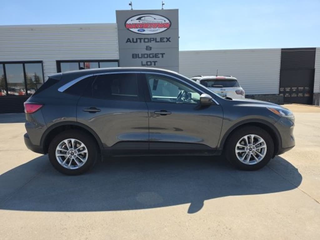 Used 2020 Ford Escape SE SUV
