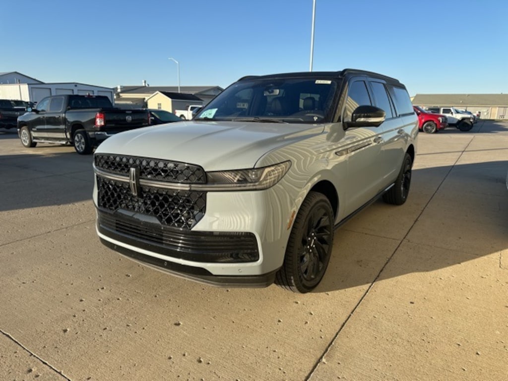 New 2025 Lincoln Navigator L Reserve SUV