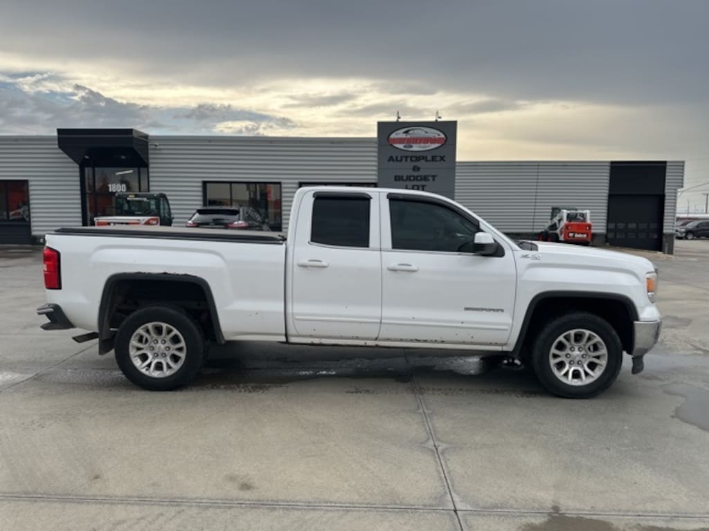 Used 2015 GMC Sierra 1500 SLE Truck
