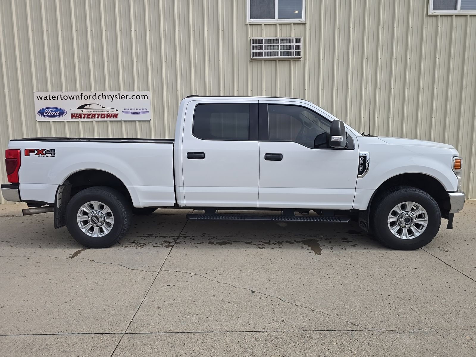 2020 Ford F-250 XLT 4x4 Crew Cab 176 in's photo