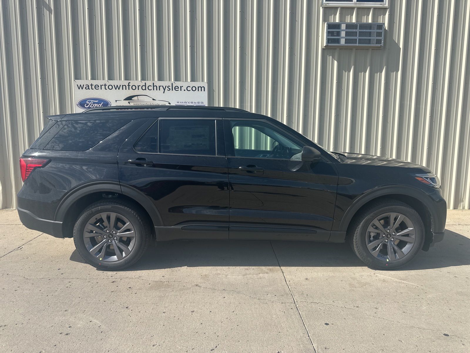 2026 Ford Explorer Active 4WD's photo