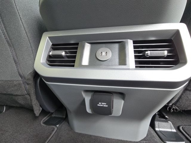 2026 Ford F-350 Super Duty XLT - Photo 12