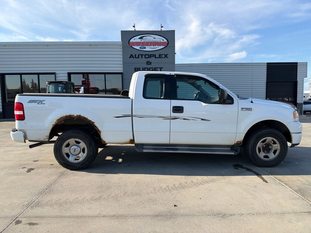 Used 2005 Ford F-150 XLT Truck
