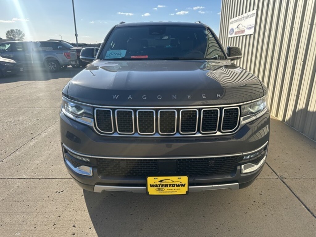 Used 2023 Jeep Wagoneer L Series II SUV