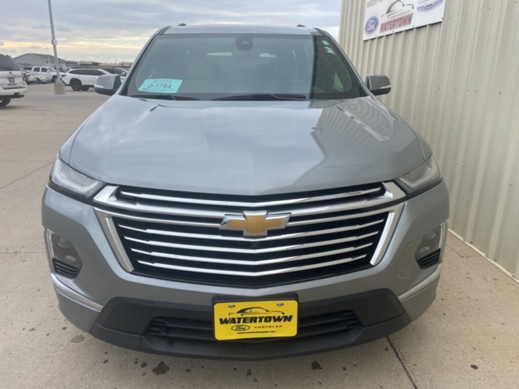 Used 2023 Chevrolet Traverse Premier SUV