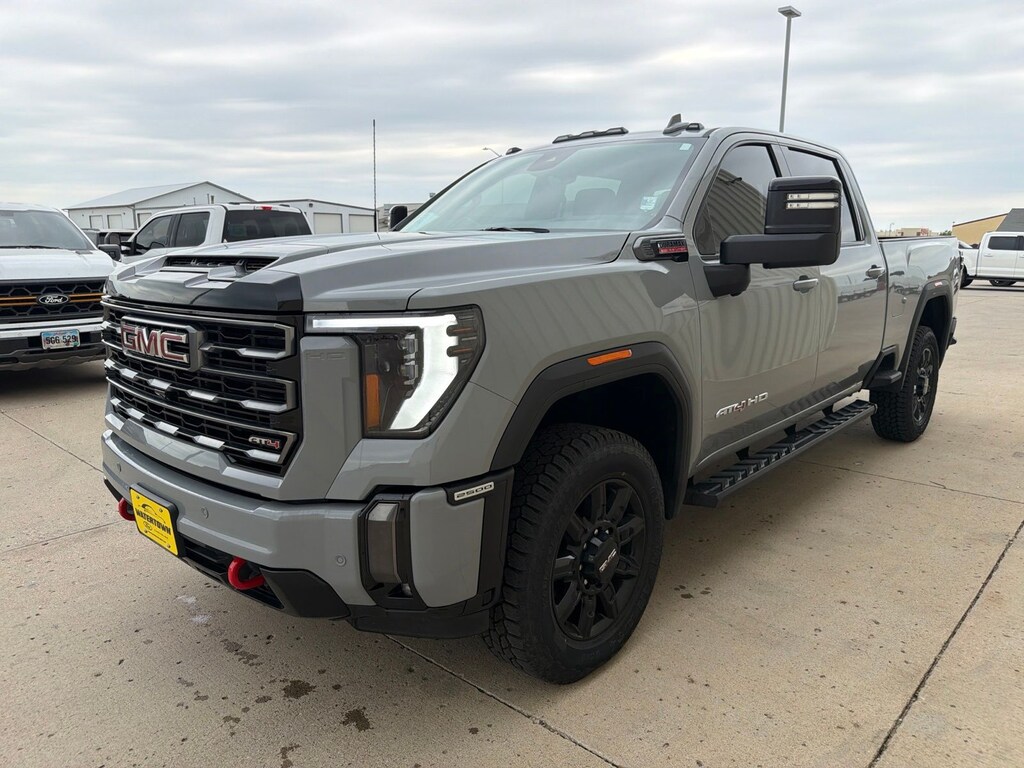 Used 2024 GMC Sierra 2500HD AT4 Truck