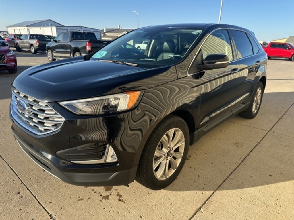 Used 2024 Ford Edge Titanium SUV