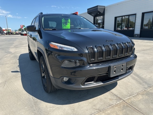 Used 2016 Jeep Cherokee High Altitude with VIN 1C4PJMDB3GW368713 for sale in Watertown, SD