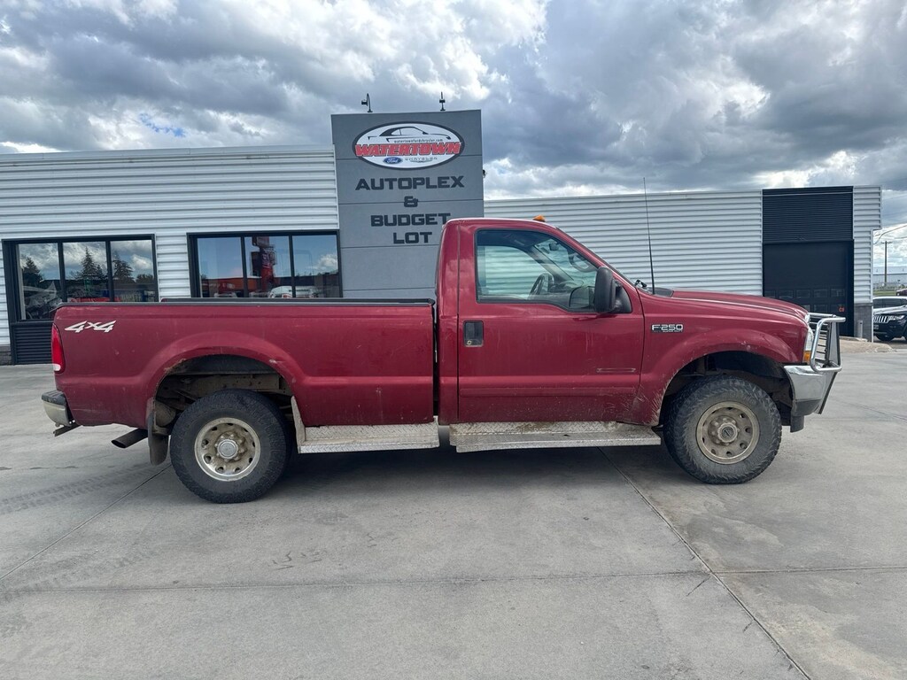 Used 2002 Ford F-250SD XL Truck