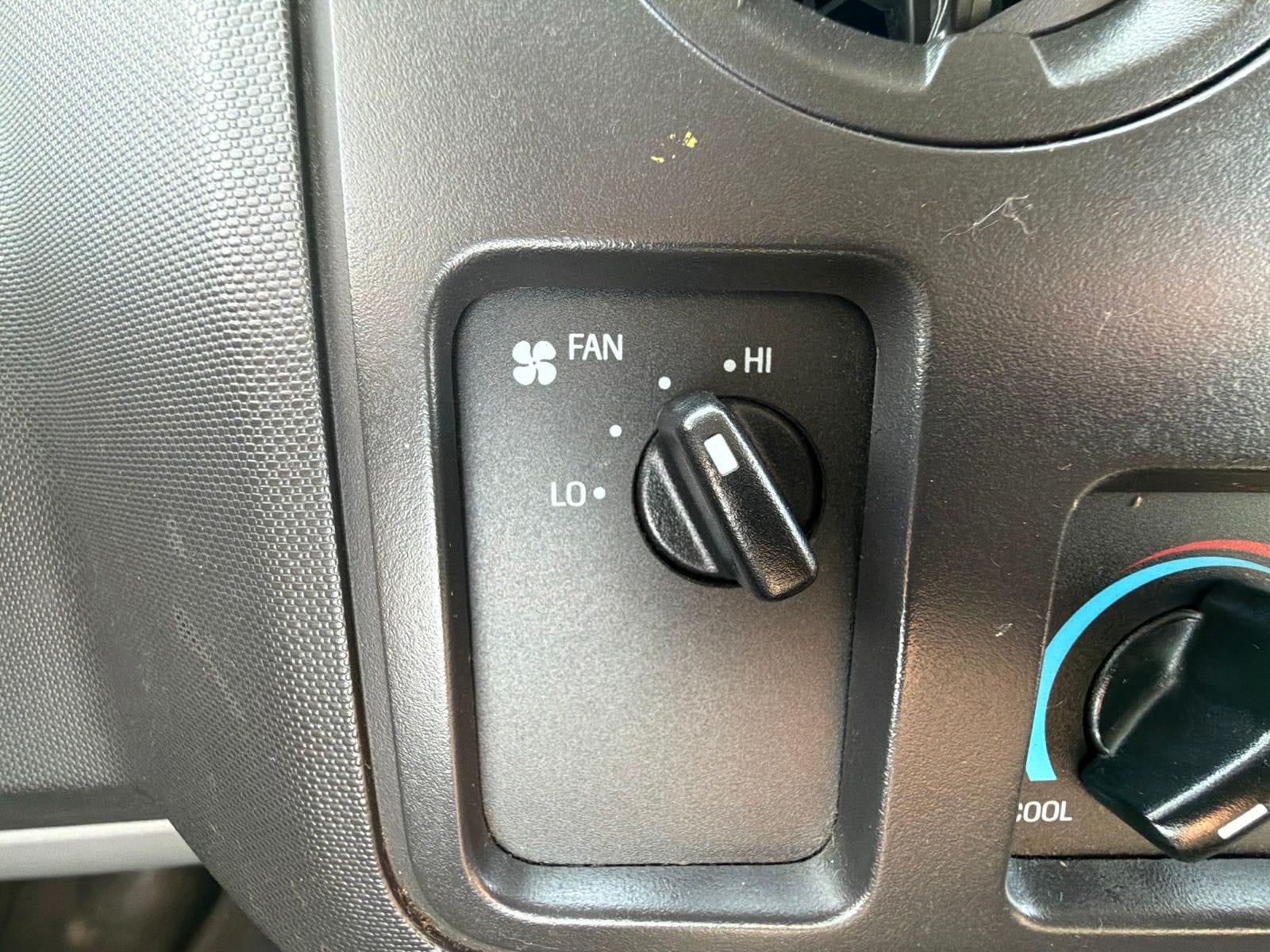 2012 Ford Econoline - Photo 15
