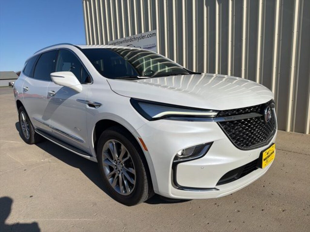 Used 2024 Buick Enclave Avenir SUV