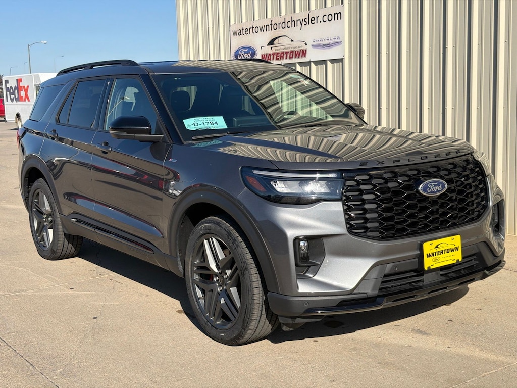 Used 2025 Ford Explorer ST-Line SUV