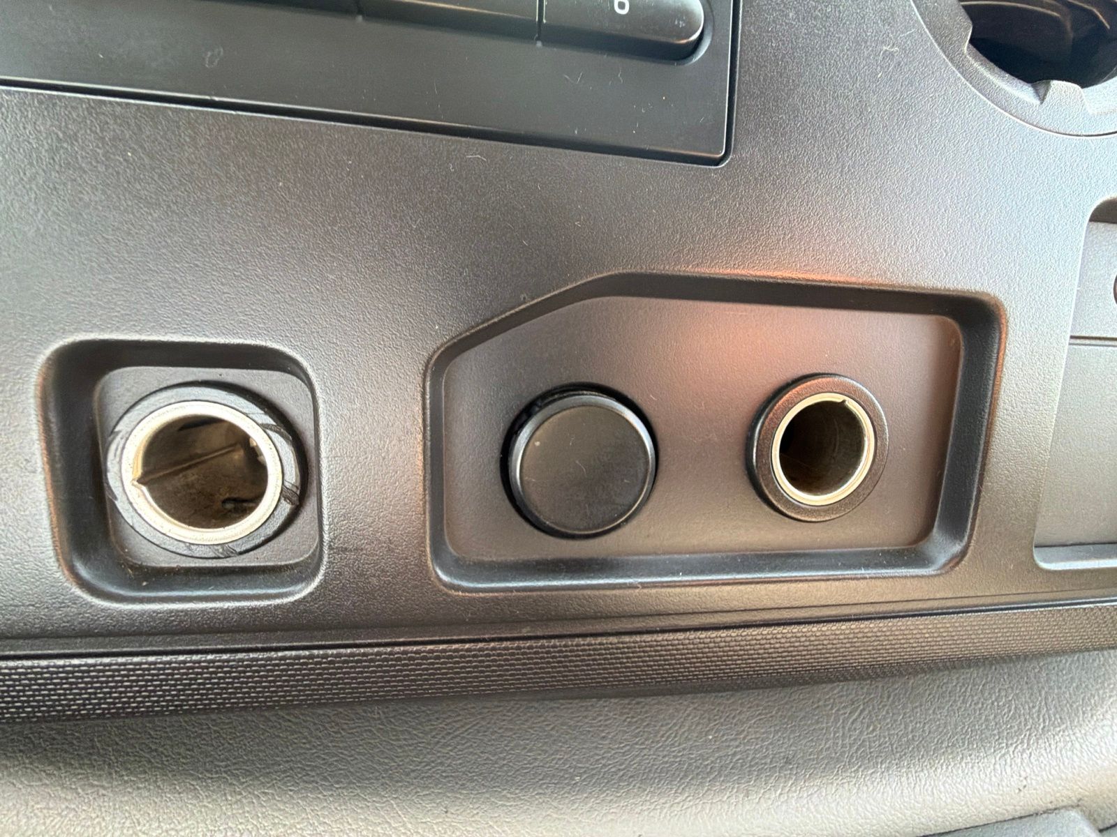 2012 Ford Econoline - Photo 17