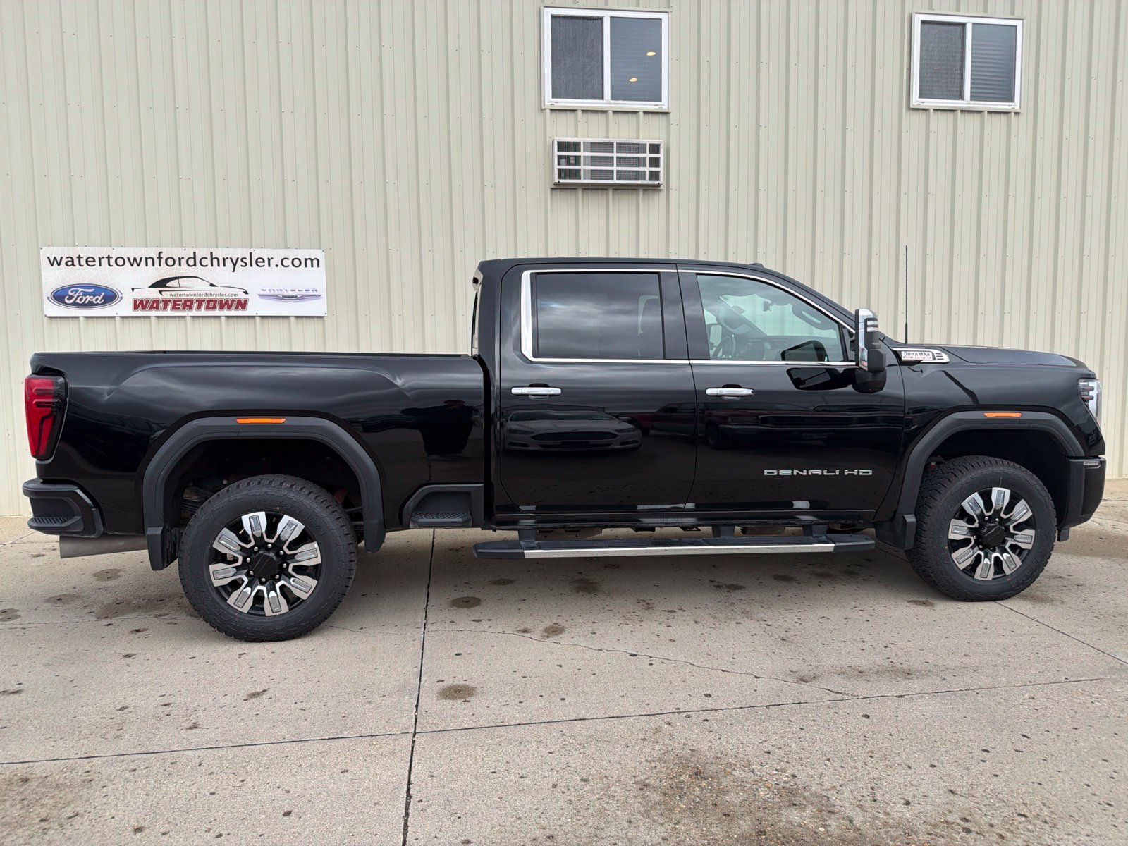 2024 GMC Sierra 3500HD Denali