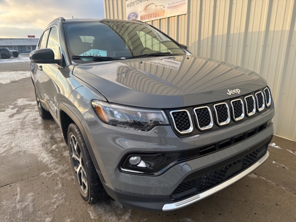 Used 2024 Jeep Compass Limited SUV