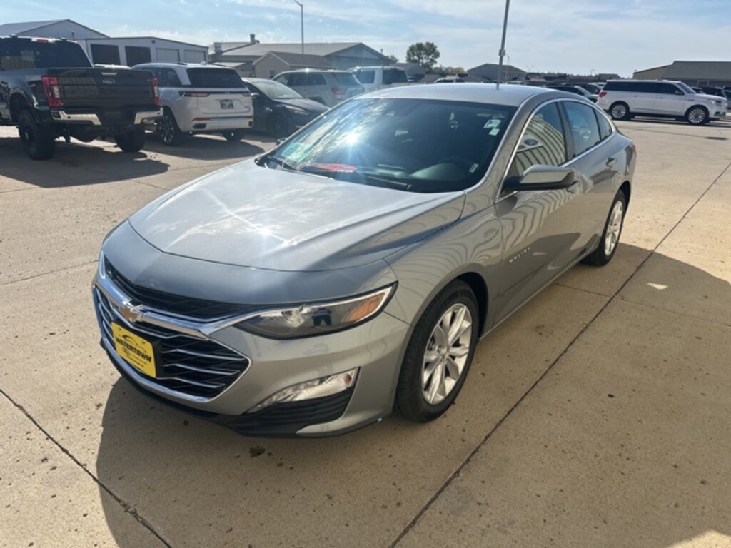 Used 2024 Chevrolet Malibu LT Sedan