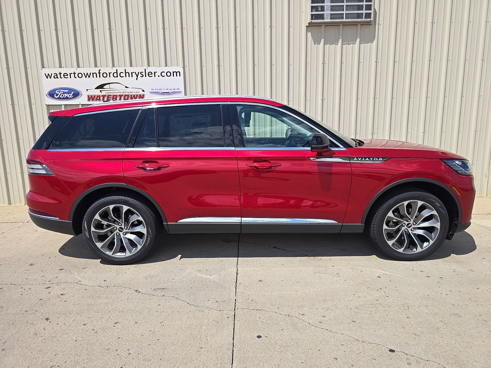 2026 Lincoln Aviator Premiere AWD's photo
