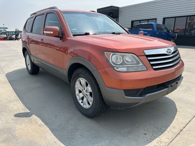 Used 2009 Kia Borrego LX with VIN KNDJH741295018038 for sale in Watertown, SD