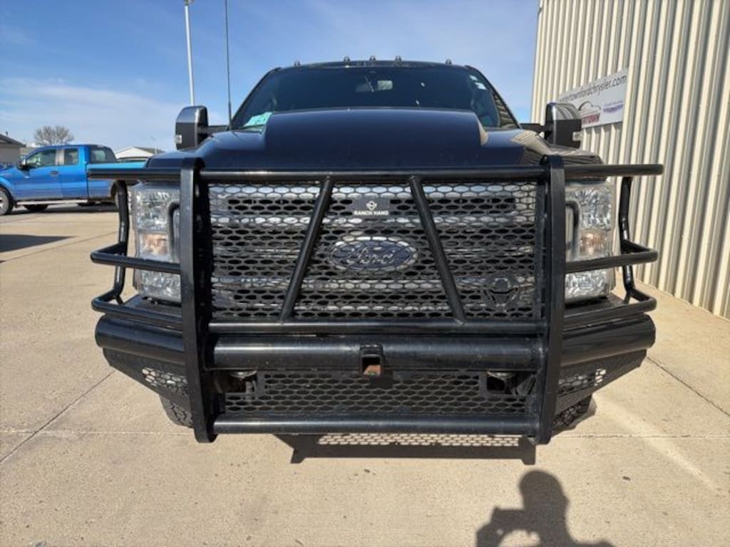 Used 2022 Ford F-250SD Lariat Truck