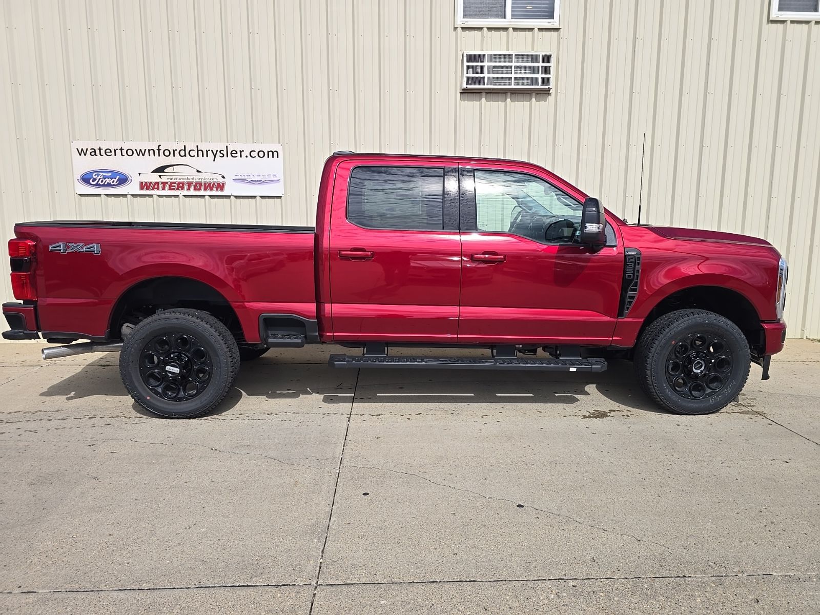 New 2027 Ford Super Duty F-350® Lariat® TRUCK