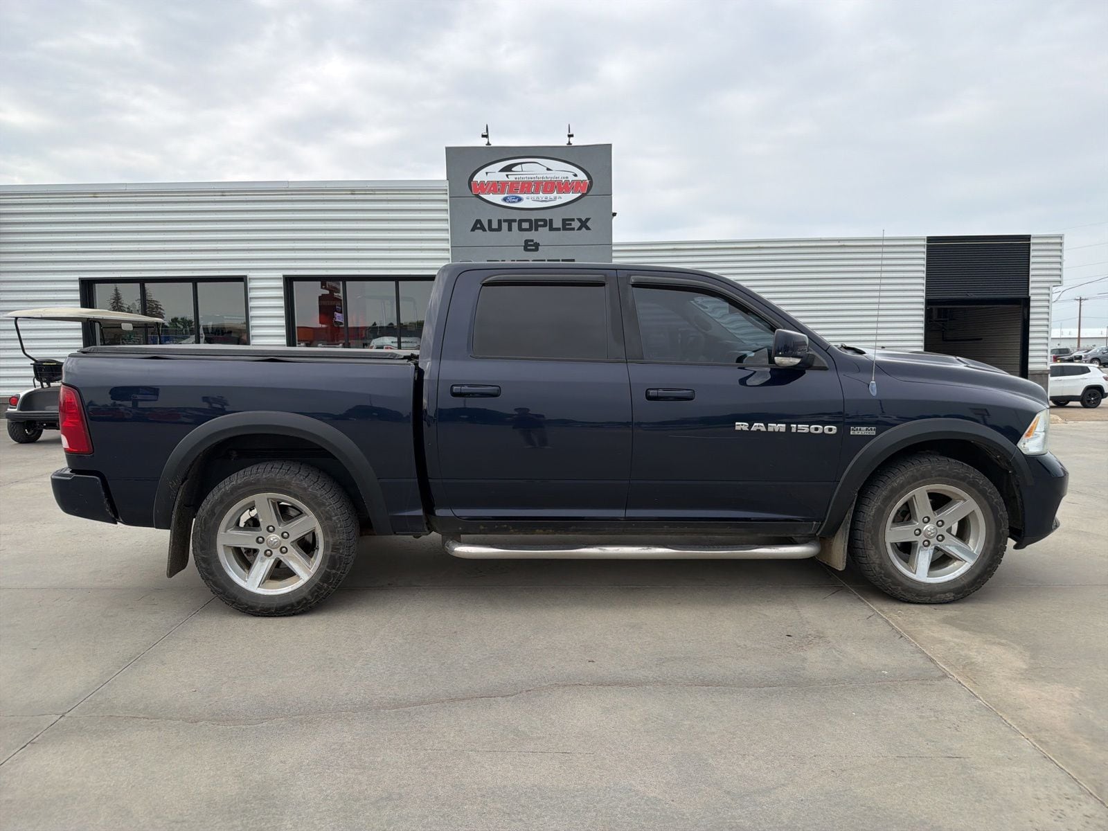 2012 RAM 1500's photo