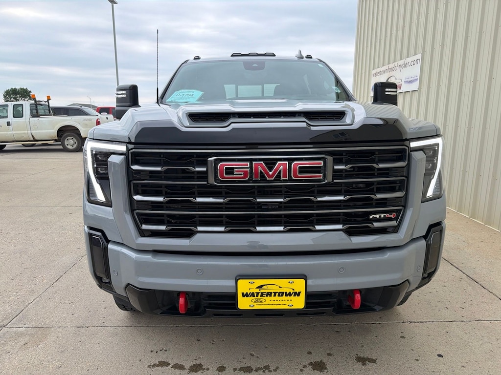 Used 2024 GMC Sierra 2500HD AT4 Truck
