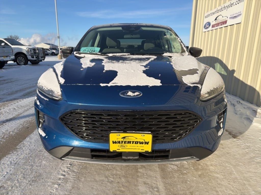 Used 2022 Ford Escape SE SUV