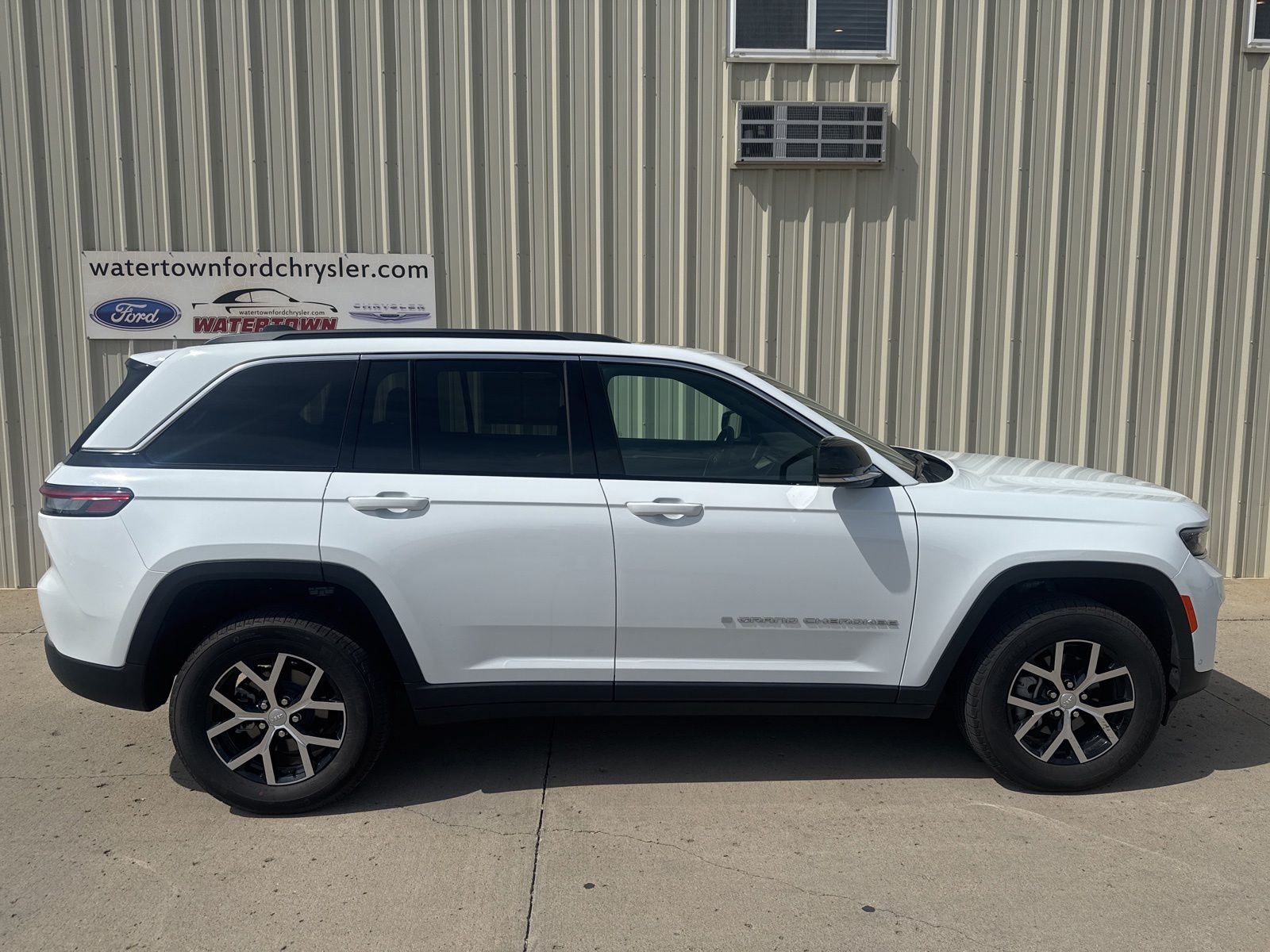 2025 Jeep Grand Cherokee Limited 4x4's photo