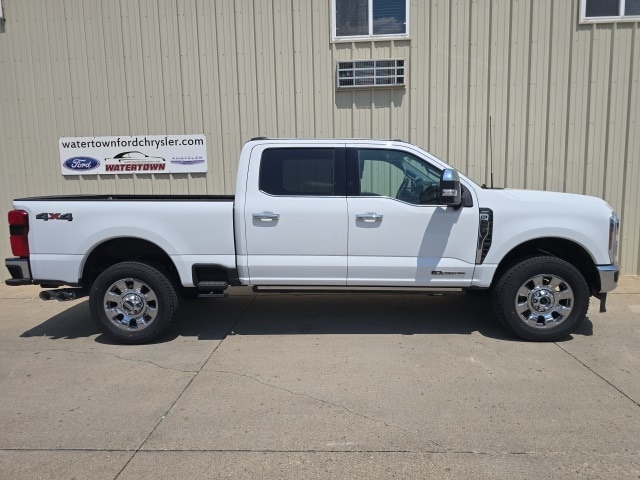 2025 Ford F-250 Super Duty Lariat's photo