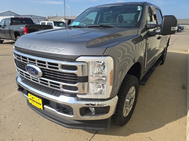 2024 Ford F-250 Super Duty XLT - Photo 4