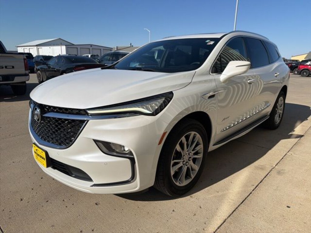 Used 2024 Buick Enclave Avenir SUV