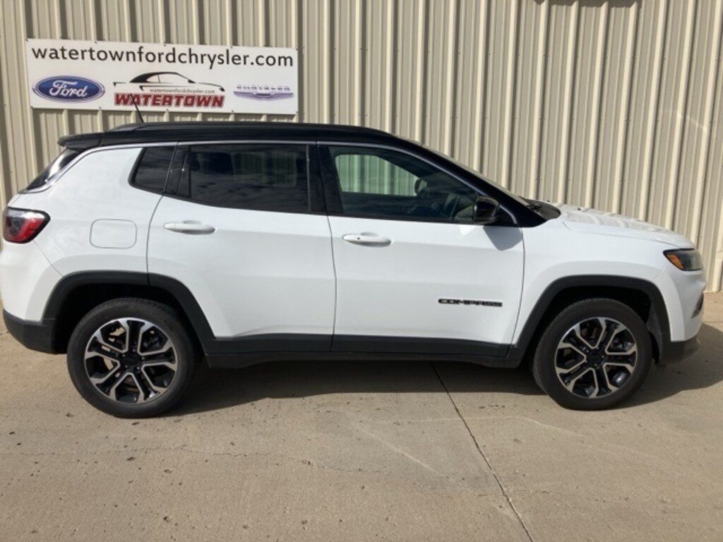 Used 2024 Jeep Compass Limited SUV