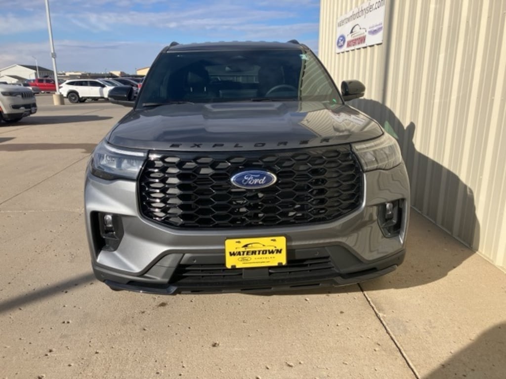 Used 2025 Ford Explorer ST-Line SUV