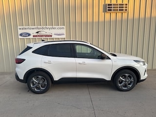 2026 Ford Escape ST-Line SUV