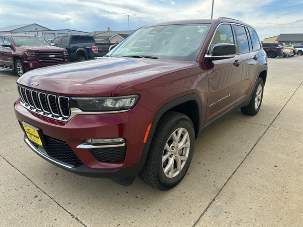 Used 2022 Jeep Grand Cherokee Limited SUV