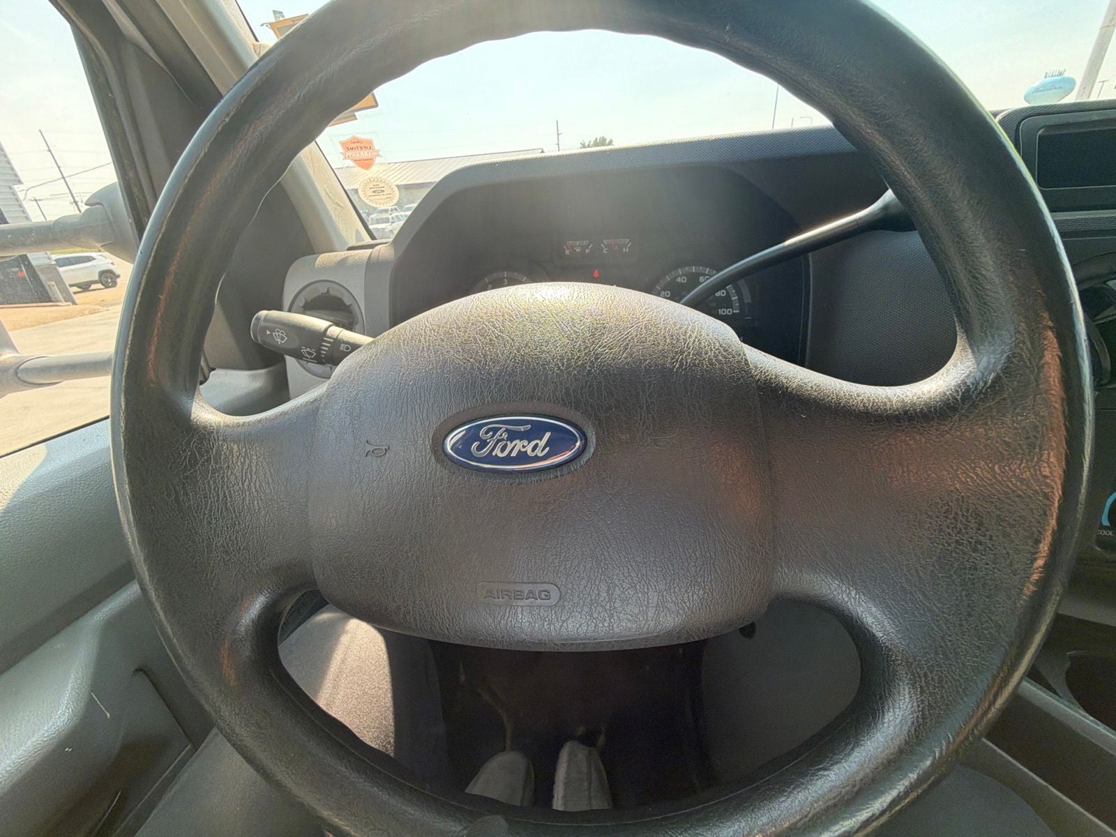 2012 Ford Econoline - Photo 13